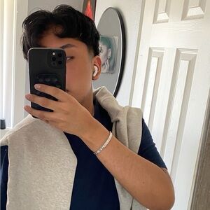 Meet your Posher, Mark